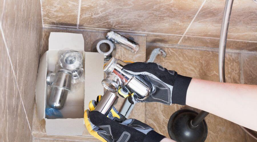 Professional gutter cleaning in Bennington, OK